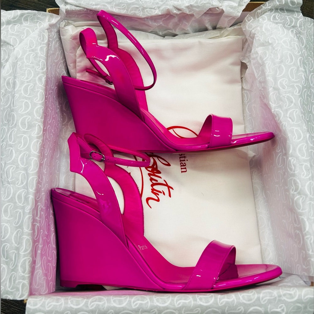 Christian Louboutin Zeppa Chick 85 mm Patent Leather Wedges (Moda Operandi) - Picture 2 of 8